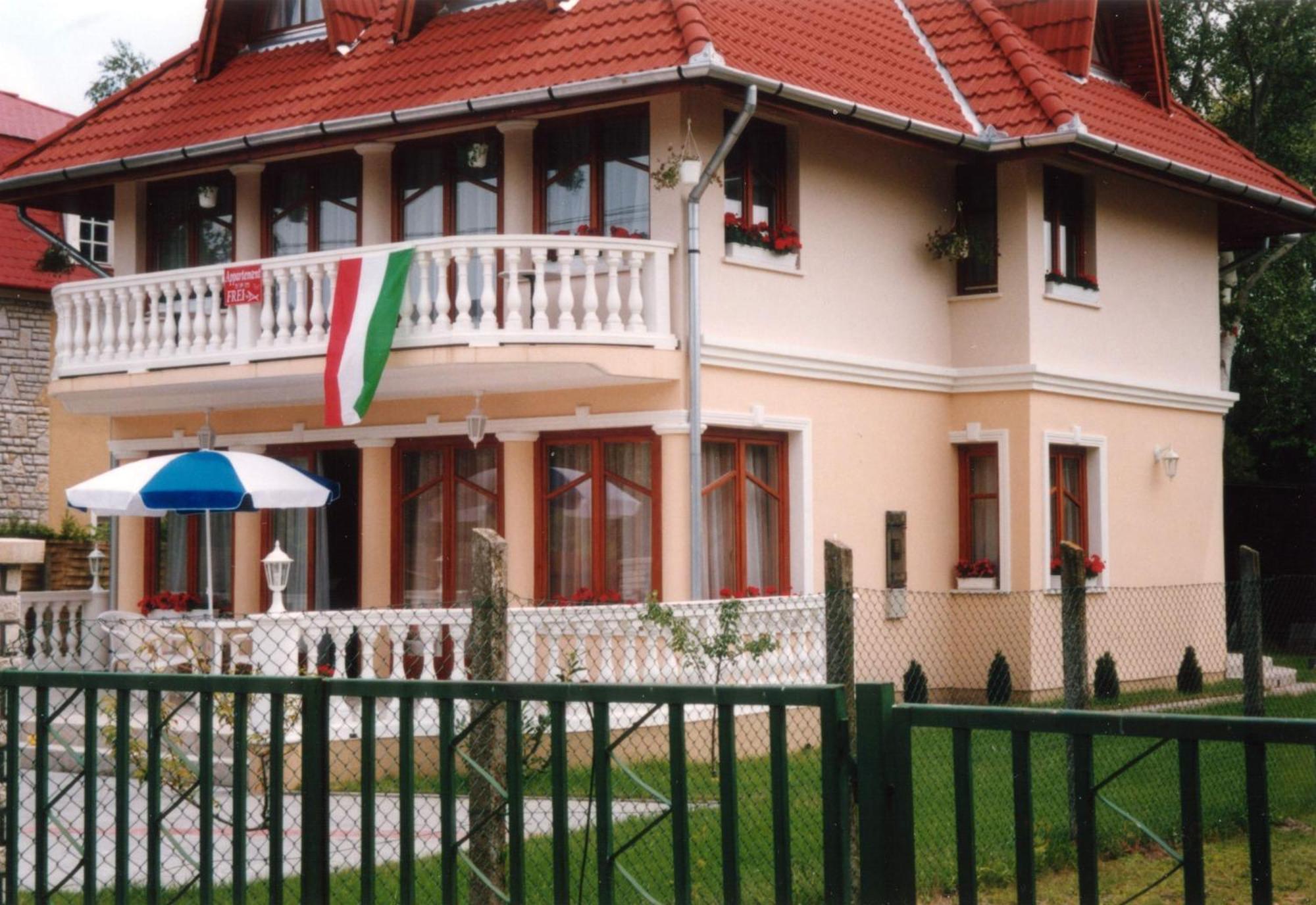 Dessewffy Guesthouse Zamardi Bagian luar foto