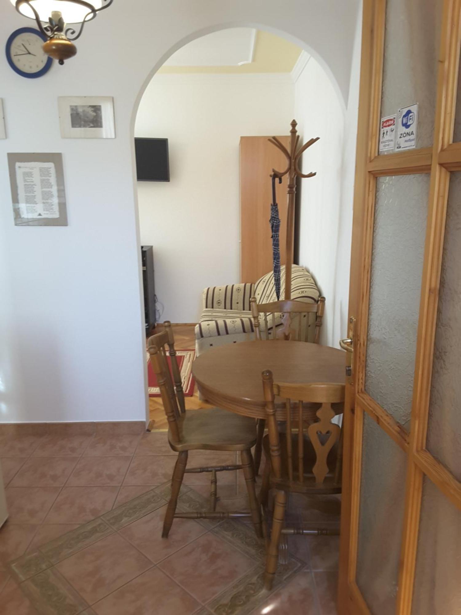 Dessewffy Guesthouse Zamardi Ruang foto