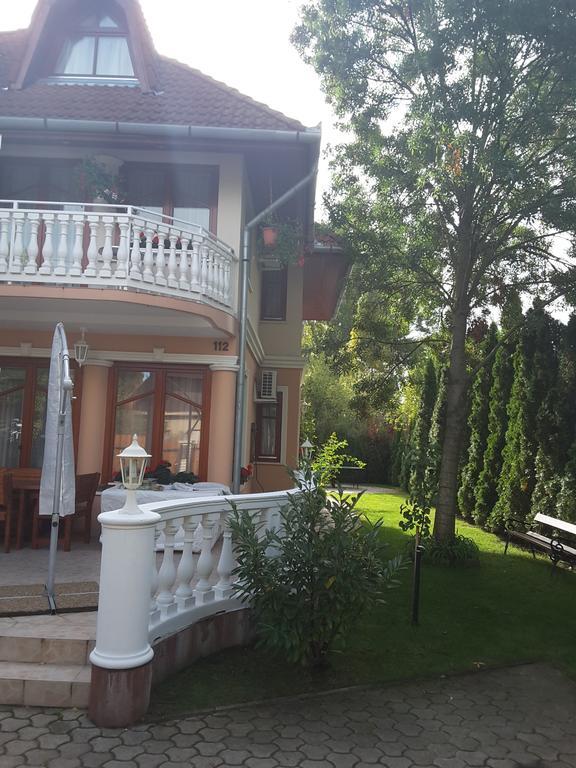 Dessewffy Guesthouse Zamardi Bagian luar foto